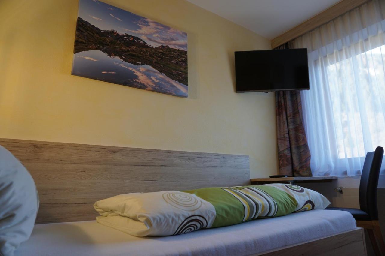 Pension Klampferer Neustift im Stubaital Exterior foto